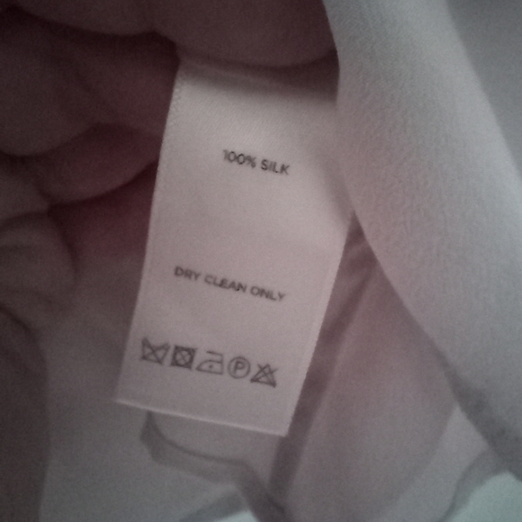 Leo & Sage 100% Silk Button Up Blouse Light Pink Size Large- Semi Sheer - Picture 4 of 5